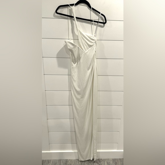 Katie May white Brittany gown in silver duster ivory - Picture 5 of 10